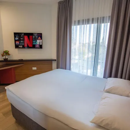 Mediterrian Business By Holidaykeys * Kyrenia (Northern Cyprus)