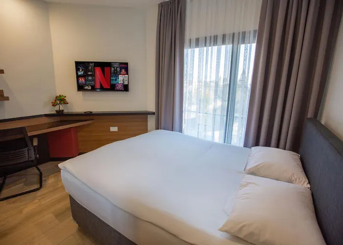 Mediterrian Business By Holidaykeys * Kyrenia (Northern Cyprus)