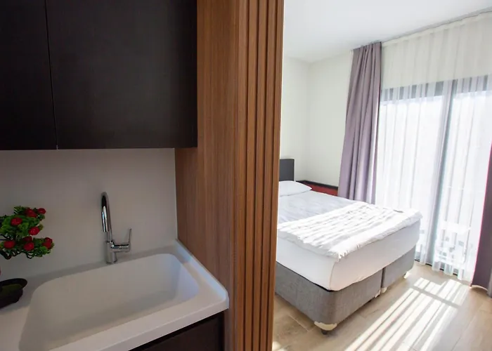 Mediterrian Business By Holidaykeys * Kyrenia (Northern Cyprus)