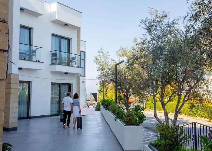 Mediterrian Business By Holidaykeys Appartement *